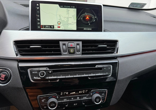 BMW X1 cena 99900 przebieg: 135600, rok produkcji 2018 z Bolesławiec małe 562